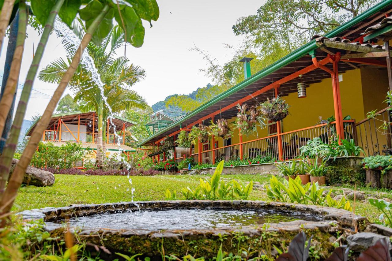Kantarrana Casa De Campo Jardin Luaran gambar